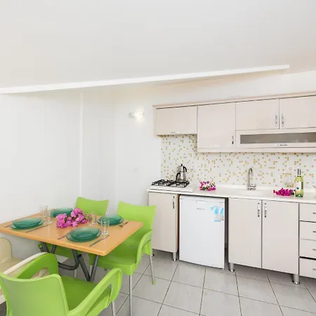 Aparthotel Grand Prestige 4*